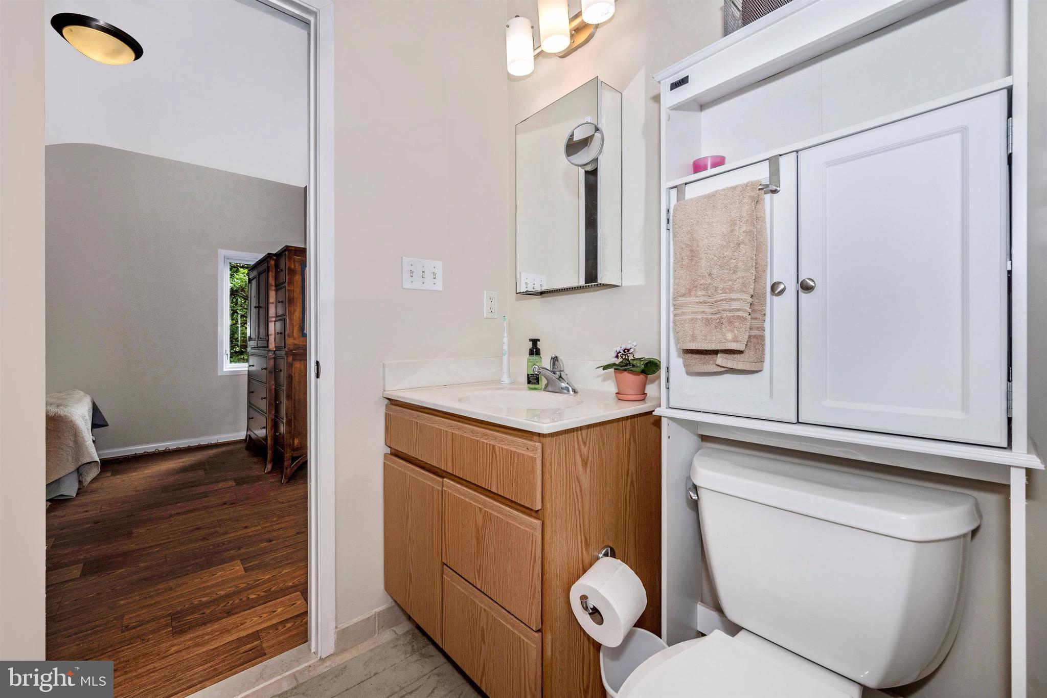 4967 Ten Oaks Road Dayton, MD 21036 - Photo 48 of 74 Bath in apartment