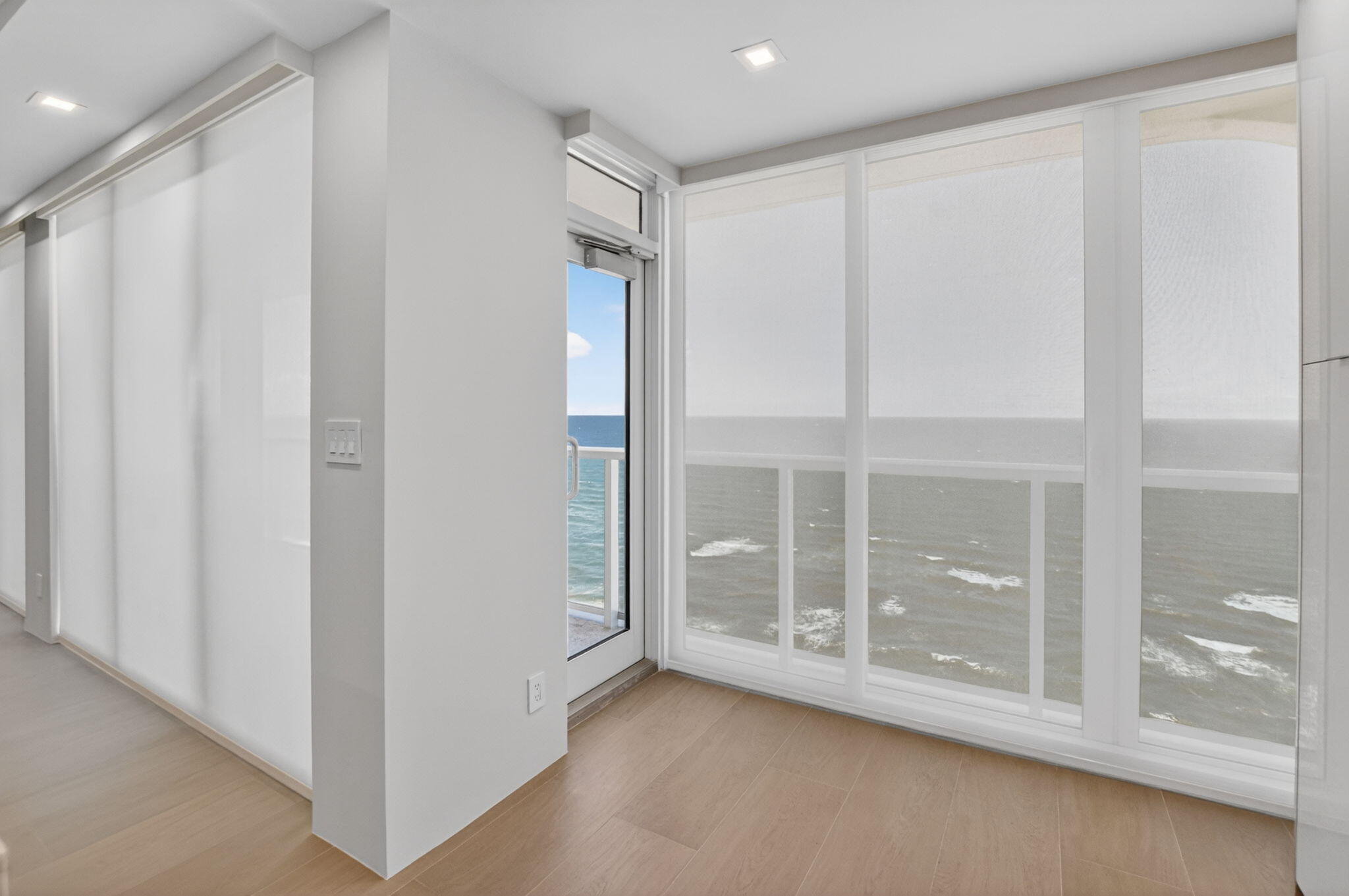 2800 South Ocean Boulevard, Unit 23C Boca Raton, FL 33432 - Photo 10 of 50 a view of an empty room with a window