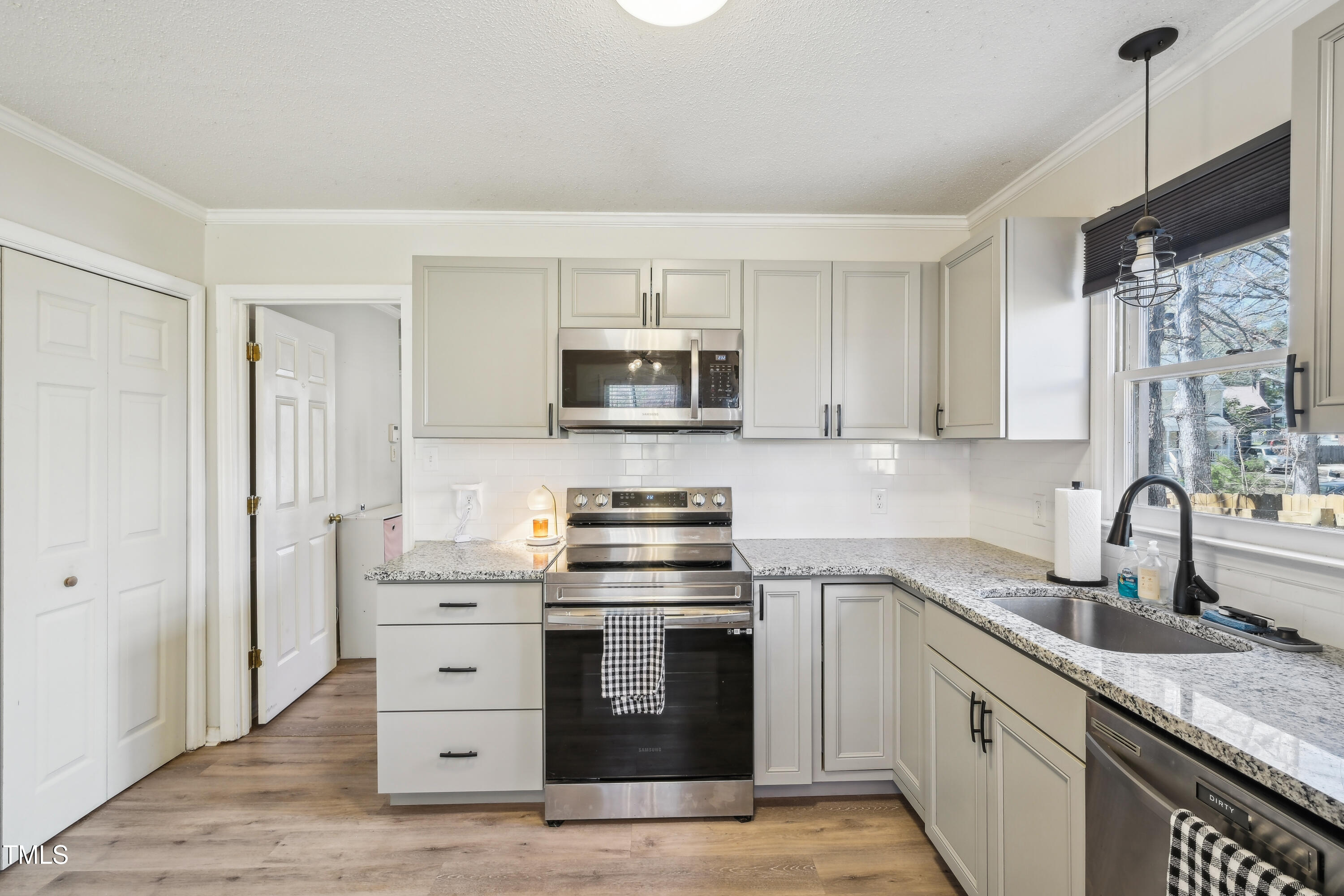 4532 Draper Road Raleigh, NC 27616 - Photo 11 of 24 16-print-Draper Rd-28032025-016