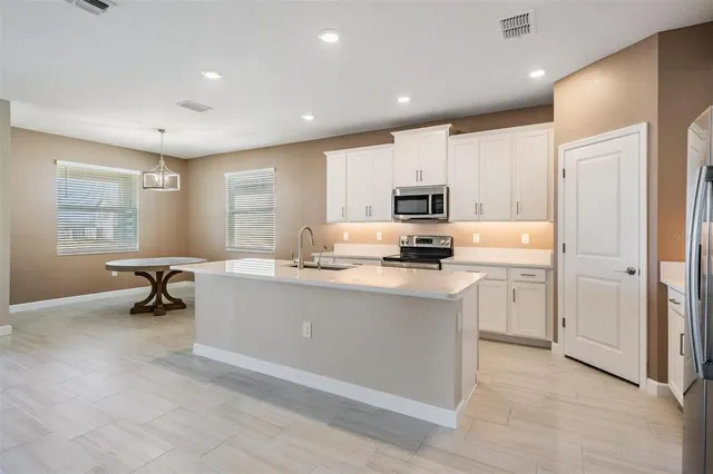 $370,000 | 10515 Gable Dig Loop, San Antonio, FL 33576