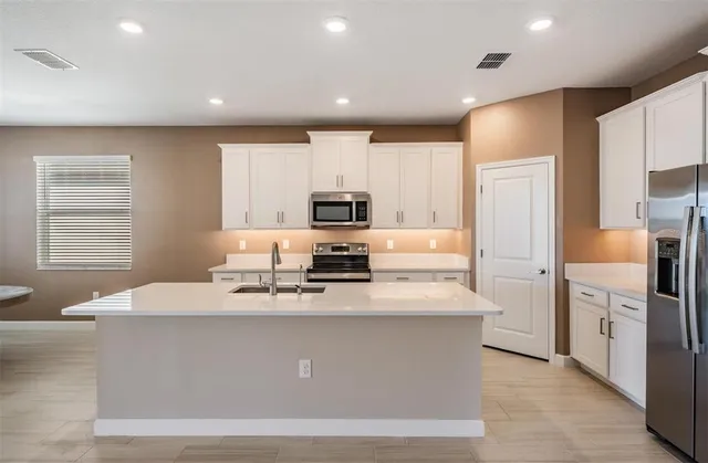 $370,000 | 10515 Gable Dig Loop, San Antonio, FL 33576