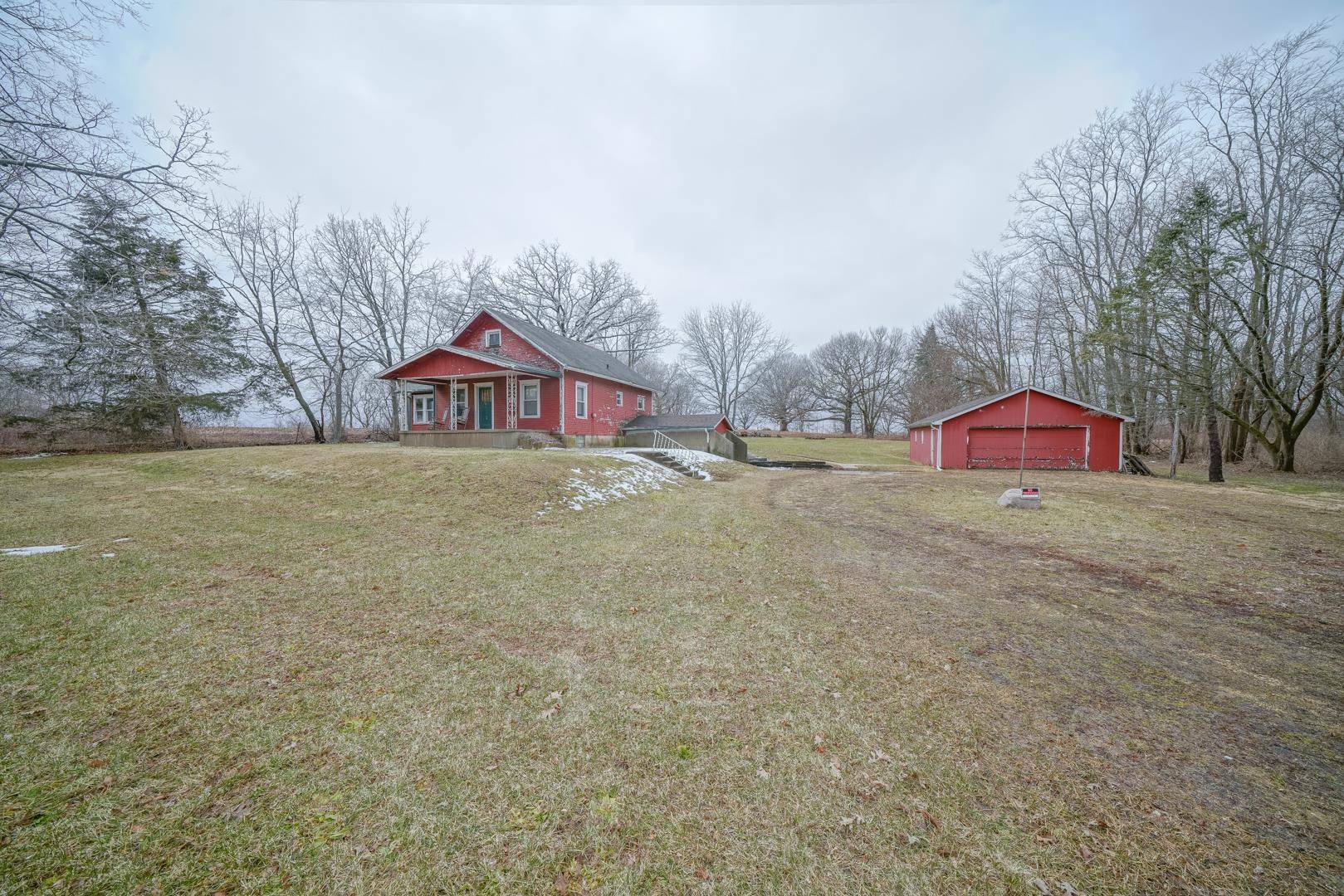7636 Shaw Road Belvidere, IL 61008 - Photo 2 of 25 Gallery Image 2