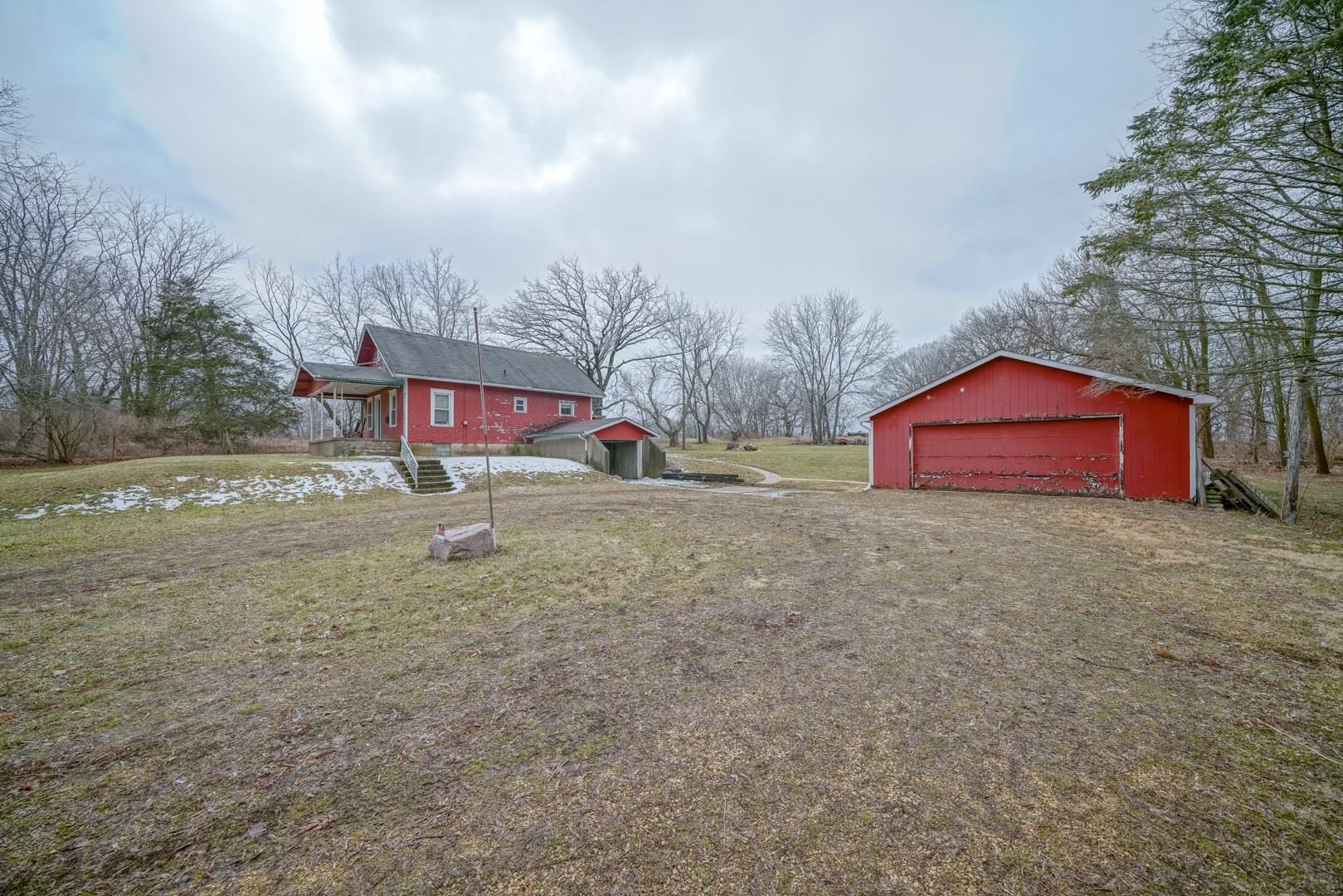 7636 Shaw Road Belvidere, IL 61008 - Photo 3 of 25 Gallery Image 3