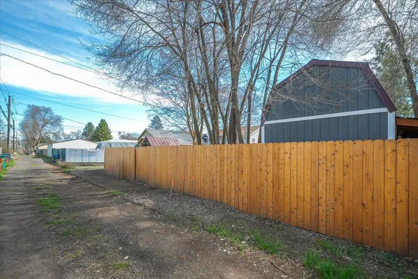 $265,000 | 1427 East Nebraska Avenue, Spokane, WA 99208