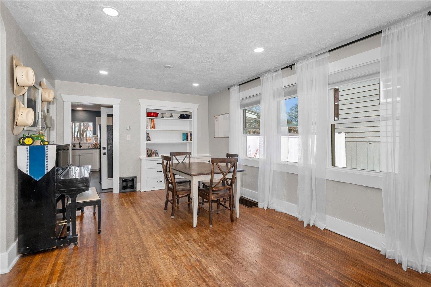 1427 East Nebraska Avenue Spokane, WA 99208 - Photo 6 of 31