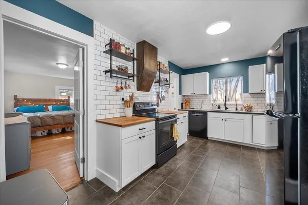 $265,000 | 1427 East Nebraska Avenue, Spokane, WA 99208