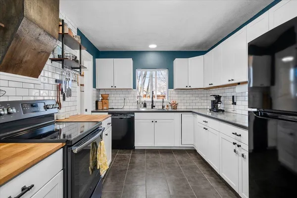 $265,000 | 1427 East Nebraska Avenue, Spokane, WA 99208