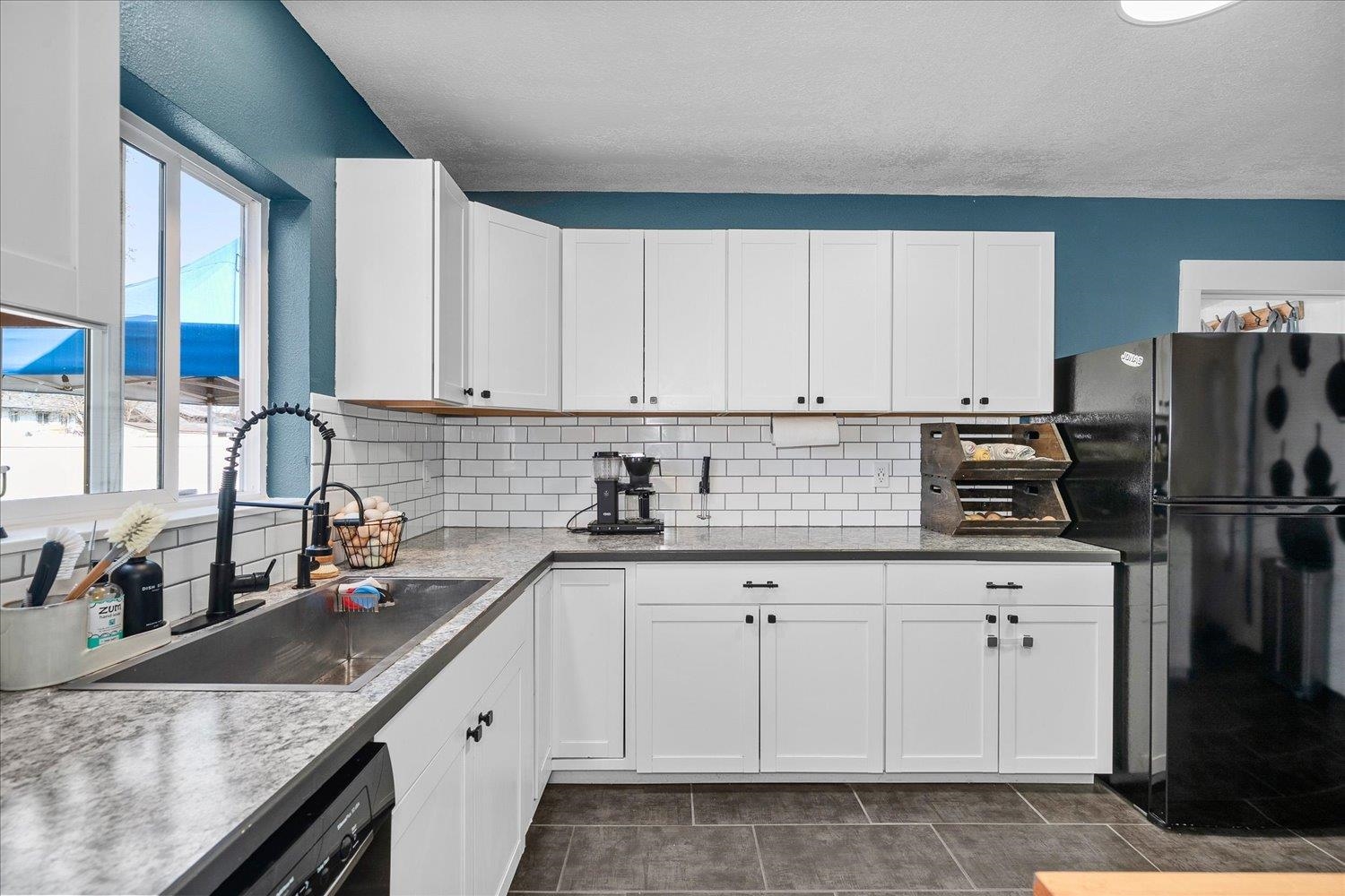 1427 East Nebraska Avenue Spokane, WA 99208 - Photo 10 of 31