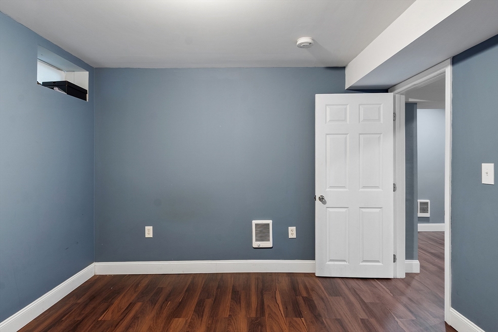 3-5 Coleman Street Lawrence, MA 01843 - Photo 23 of 42