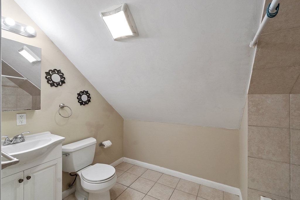 3-5 Coleman Street Lawrence, MA 01843 - Photo 28 of 42