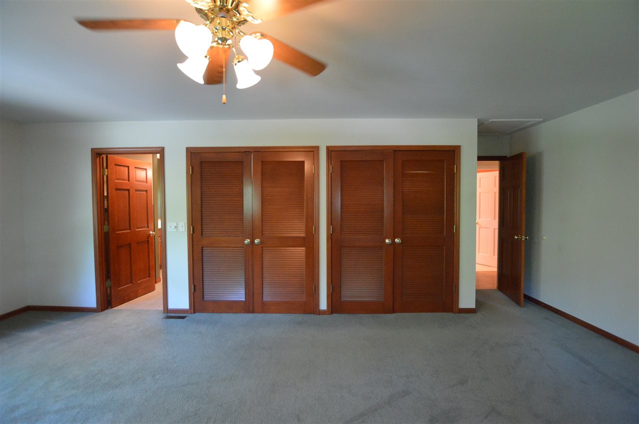 718 Bloomfield Road Traverse City, MI 49686 - Photo 43 of 82 1851260-42.JPG
