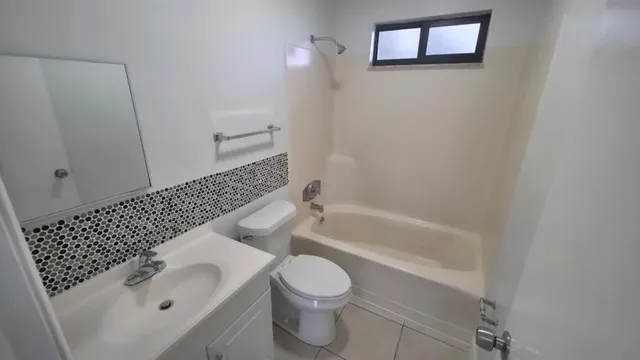 $1,550 | 6024 Southwest 26th Street, Unit 115, Miramar, FL 33023