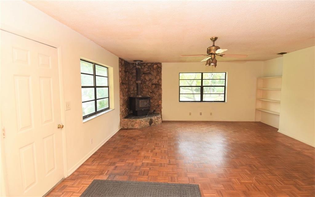 3850 Southeast Middle Street Stuart, FL 34997 - Photo 4 of 11 a view of a livingroom with a window