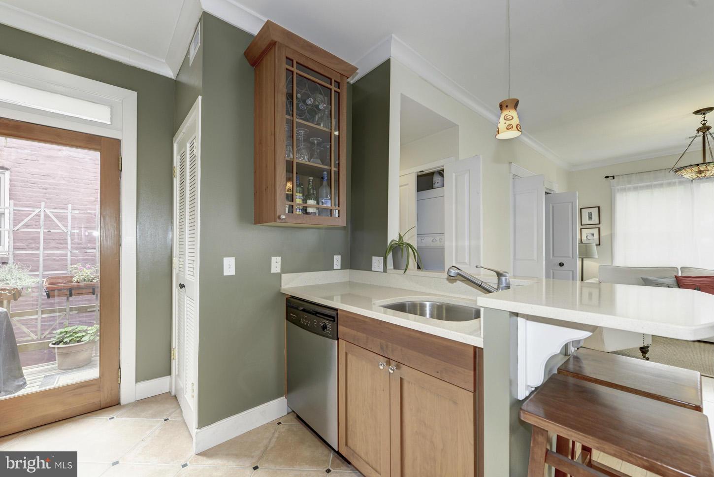334 14th Place Northeast, Unit 3 Washington, DC 20002 - Photo 6 of 15 Kitchen