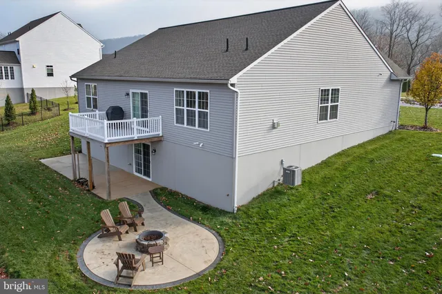 $479,999 | 126 Stone Arch Drive, Marysville, PA 17053