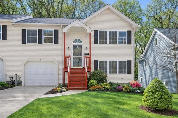 $469,900 | 16 Beale Street, Worcester, MA 01606