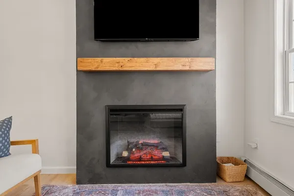 $469,900 | 16 Beale Street, Worcester, MA 01606