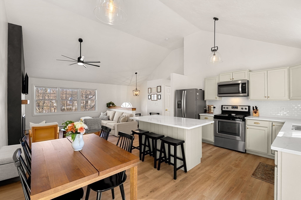 16 Beale Street Worcester, MA 01606 - Photo 7 of 40