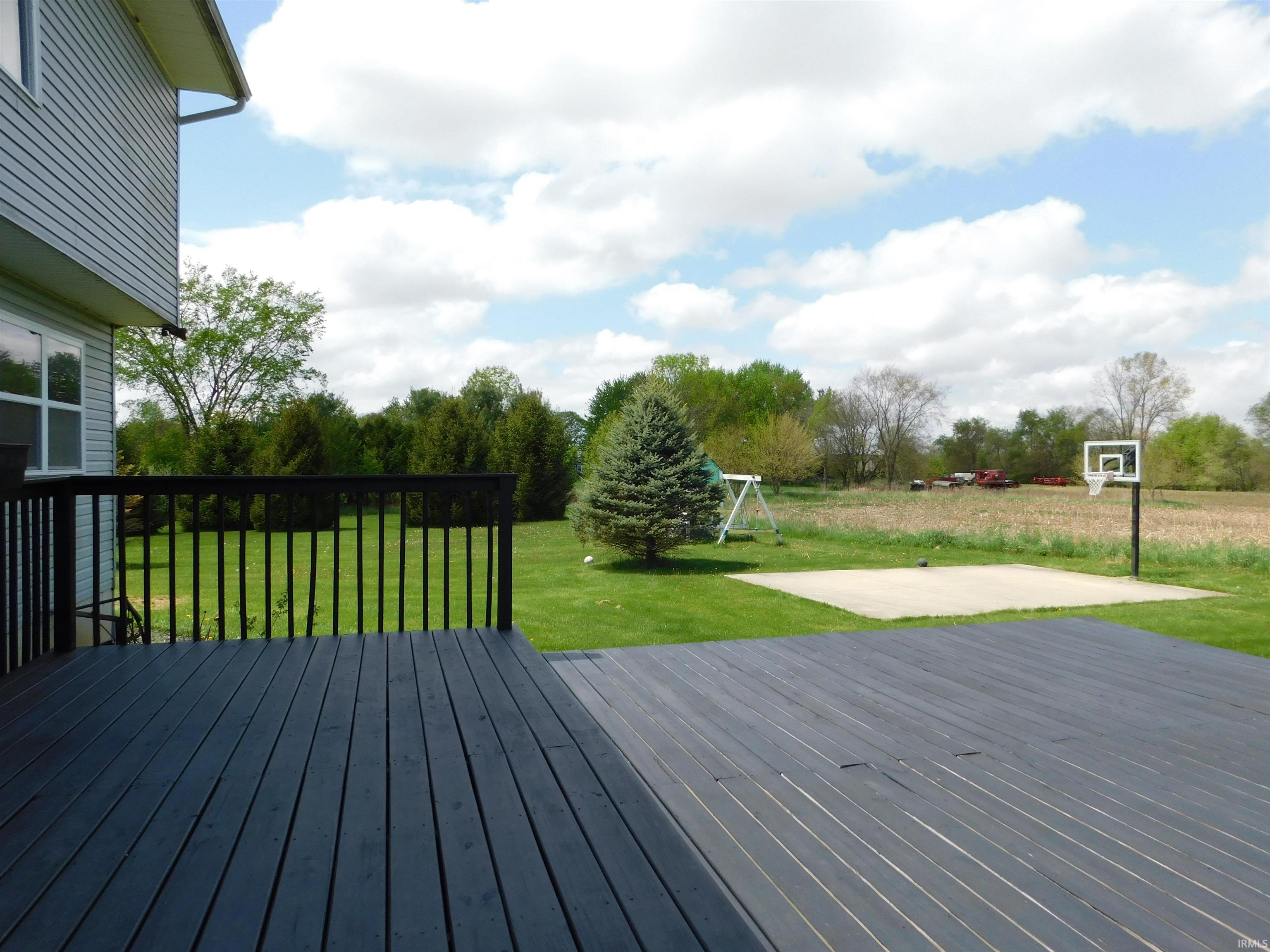 10162 East Division Road Akron, IN 46910 - Photo 16 of 32