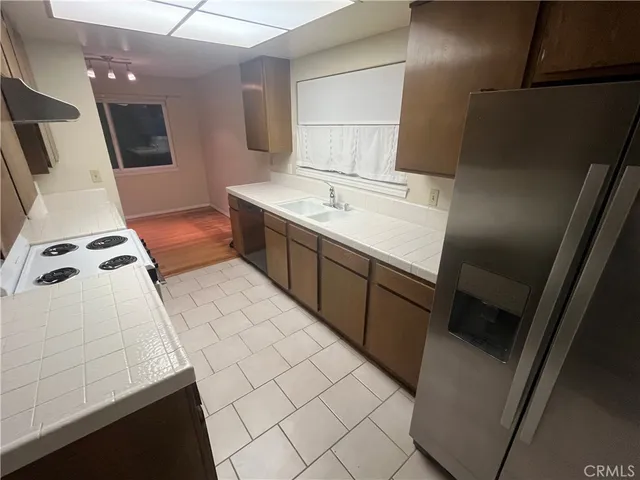 $1,425,000 | 321 West Mountain View Avenue, Glendora, CA 91741