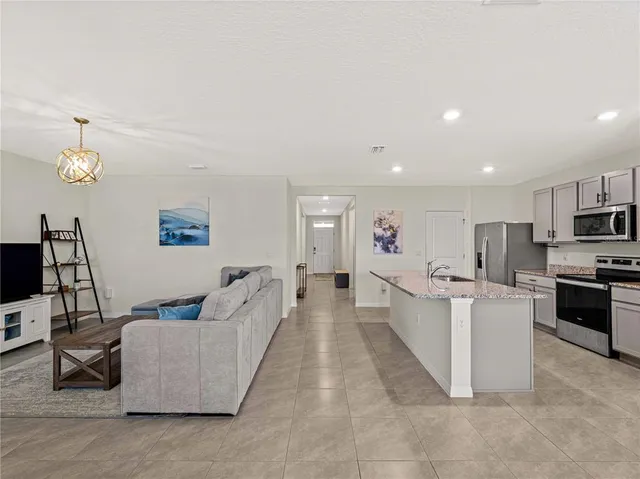 $2,800 | 17737 Canopy Place, Lakewood Ranch, FL 34211