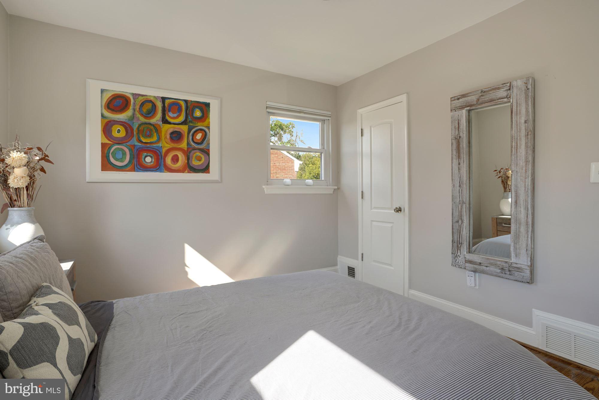 112 Hume Avenue Alexandria, VA 22301 - Photo 17 of 39