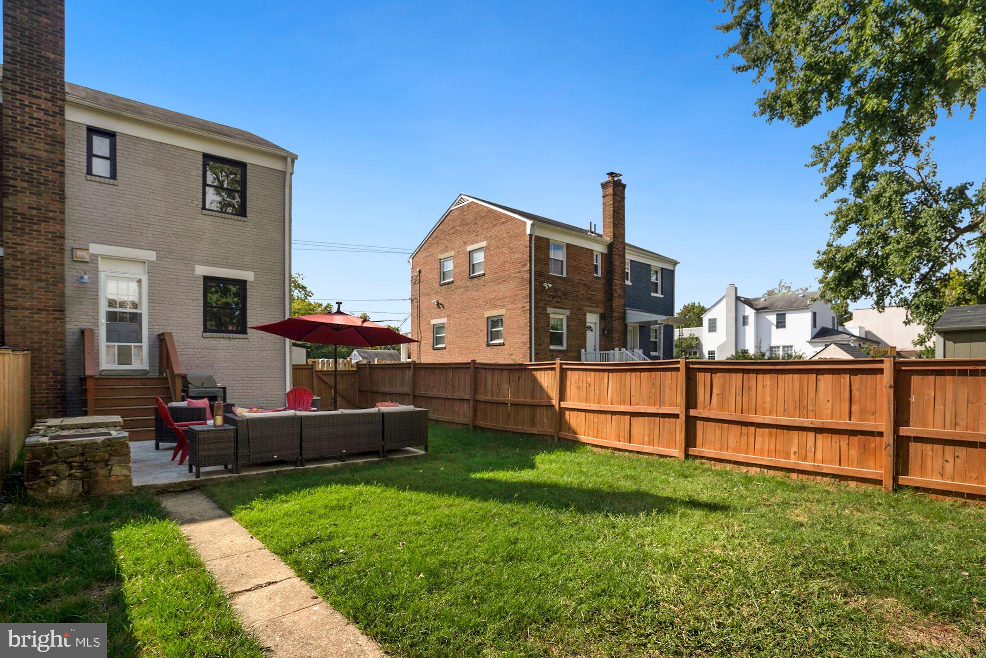 112 Hume Avenue Alexandria, VA 22301 - Photo 35 of 39