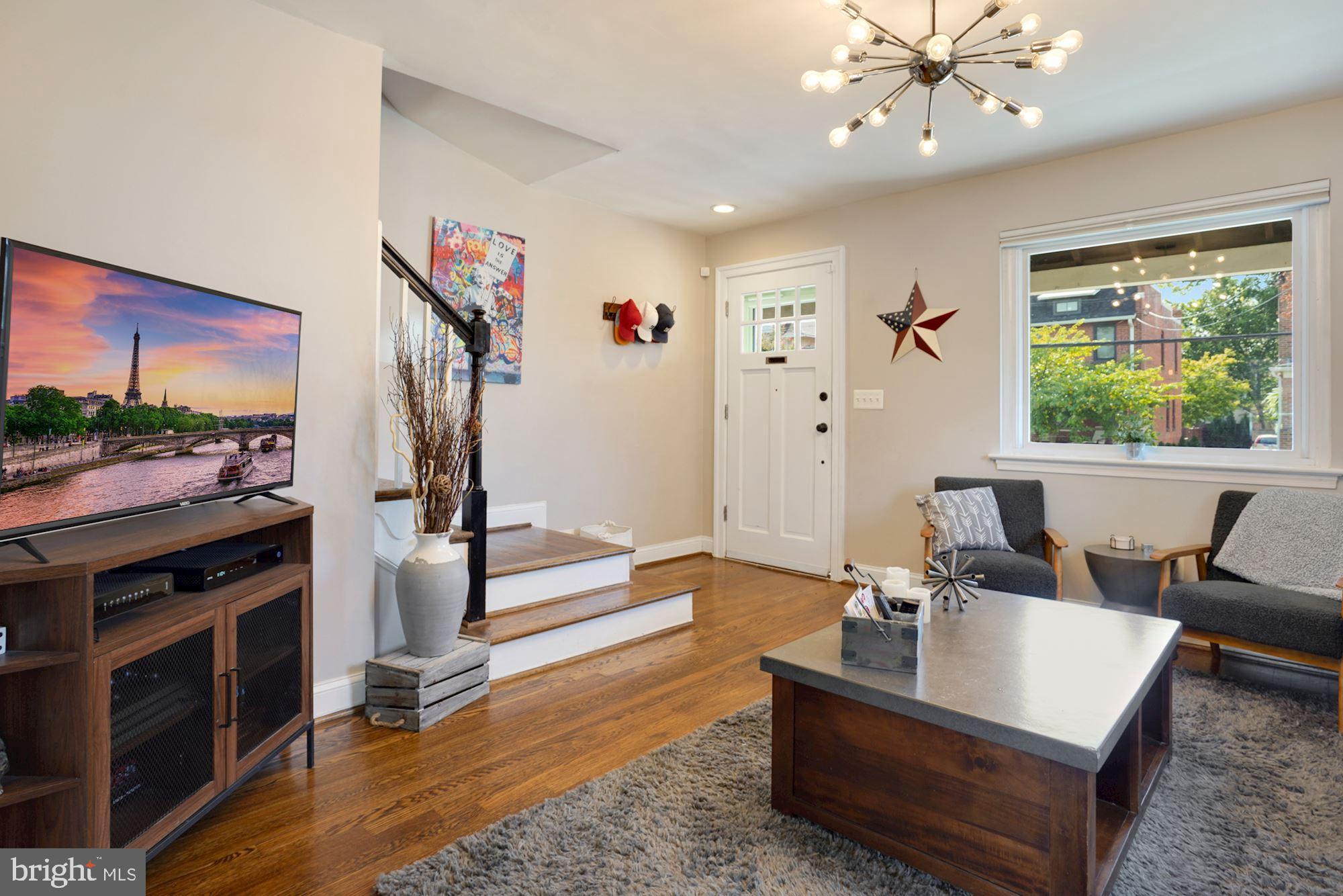 112 Hume Avenue Alexandria, VA 22301 - Photo 6 of 39