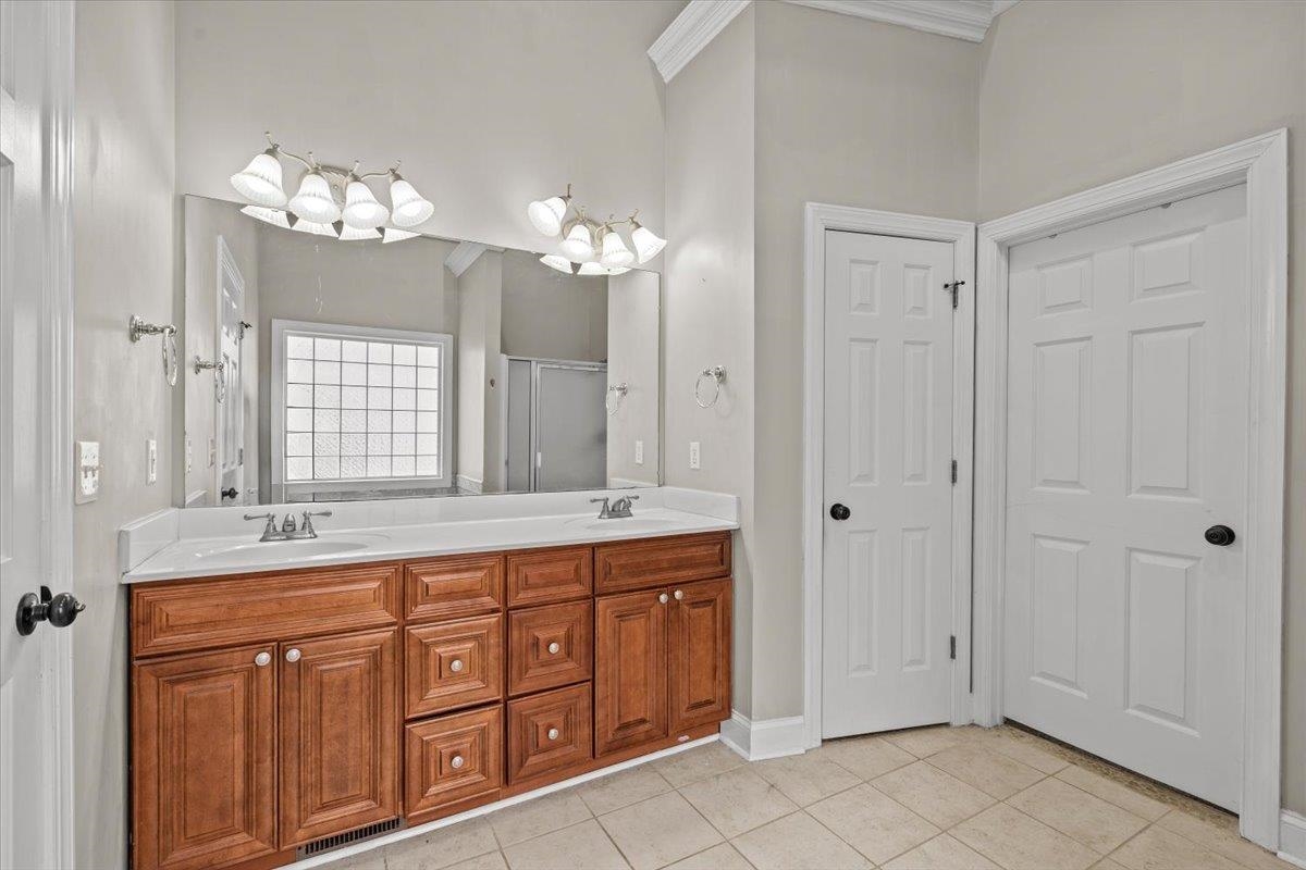 408 Congaree Road Roebuck, SC 29376 - Photo 20 of 36 Master Suite