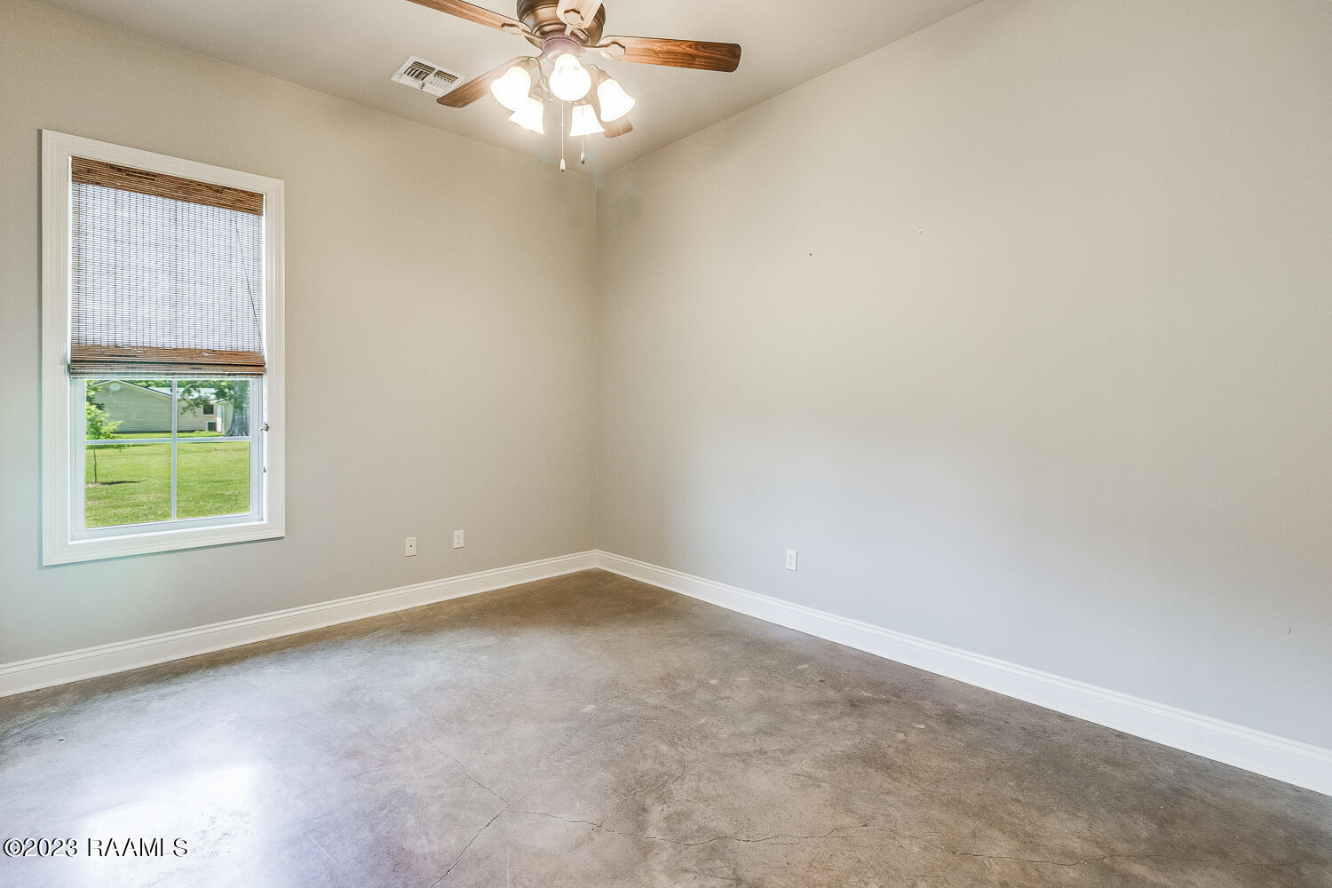 163 Lana Road Opelousas, LA 70570 - Photo 19 of 30 163 Lana Rd-17