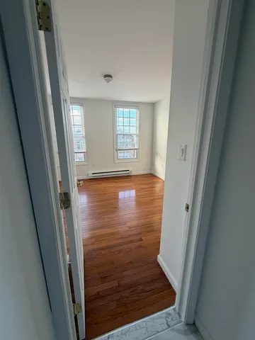 $2,000 | 162 Griffith Street, Unit 5, Jersey City, NJ 07307