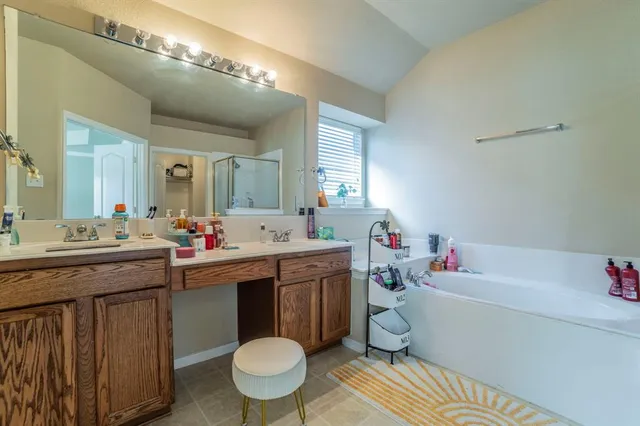 $330,000 | 513 Greenvale Court, Saginaw, TX 76179