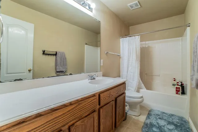 $330,000 | 513 Greenvale Court, Saginaw, TX 76179