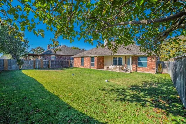 $330,000 | 513 Greenvale Court, Saginaw, TX 76179