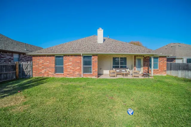 $330,000 | 513 Greenvale Court, Saginaw, TX 76179