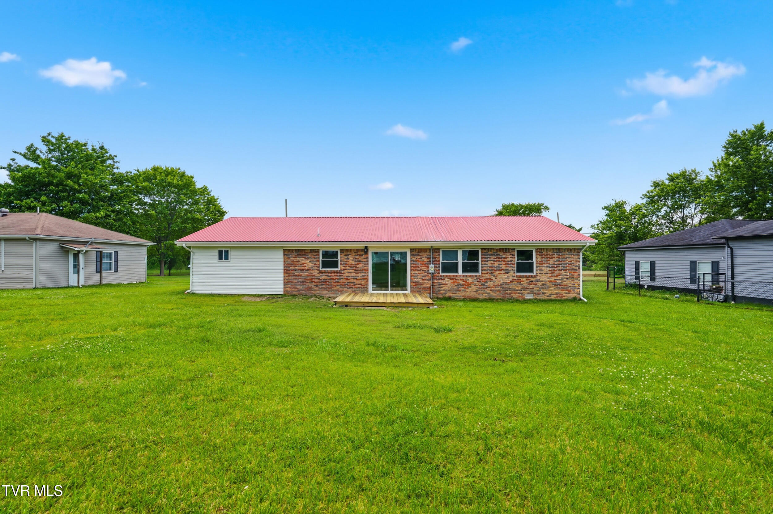 2911 Dungannon Road Coeburn, VA 24230 - Photo 34 of 35 34_2911 dungannon rd-27