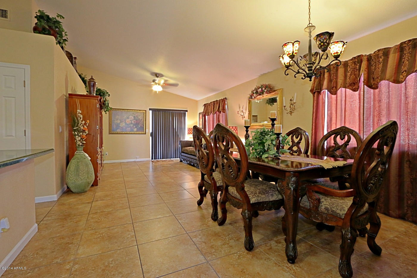 770 South Del Rio Court Apache Junction, AZ 85119 - Photo 4 of 23 Dining Area and Family Room