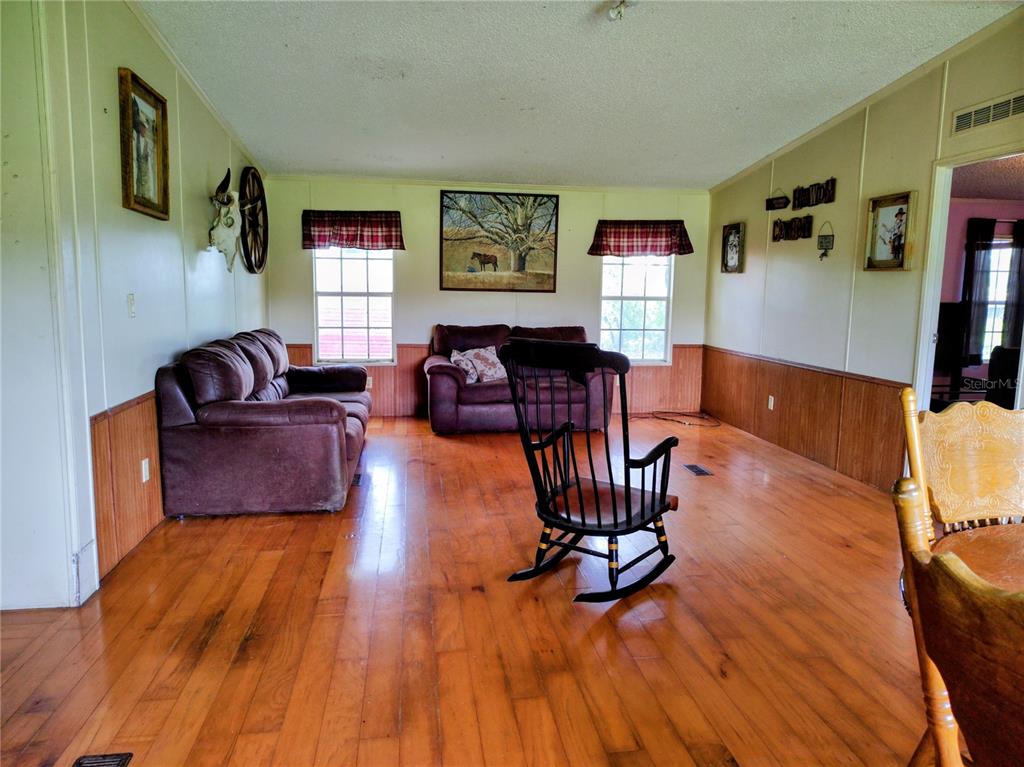 14240 State Rte 471 Webster, FL 33597 - Photo 8 of 53
