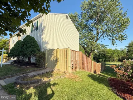 $625,000 | 9636 Westport Lane, Burke, VA 22015