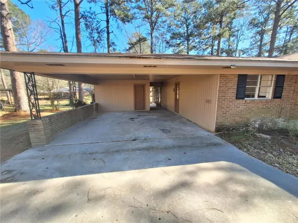 $214,500 | 306 Meredith Drive, Ball, LA 71405