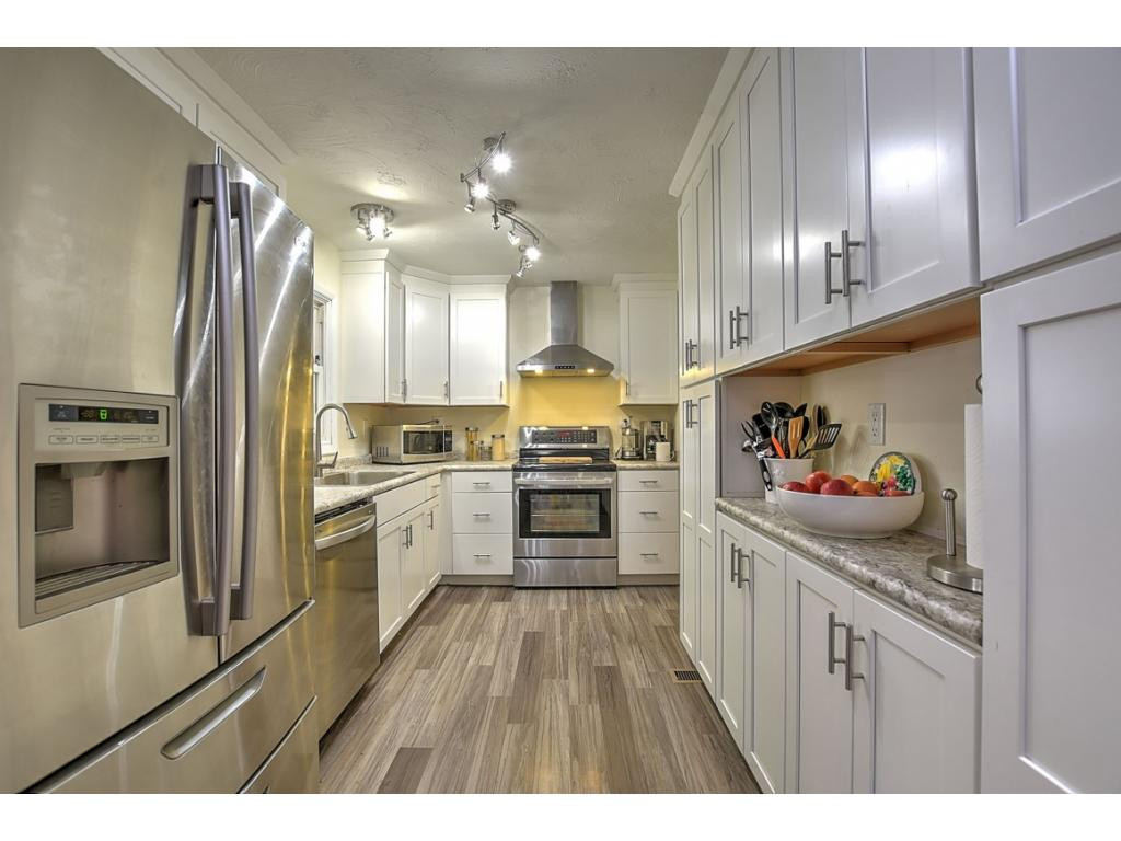 3620 Crest Road Kingsport, TN 37664 - Photo 6 of 26 All Appliances Included