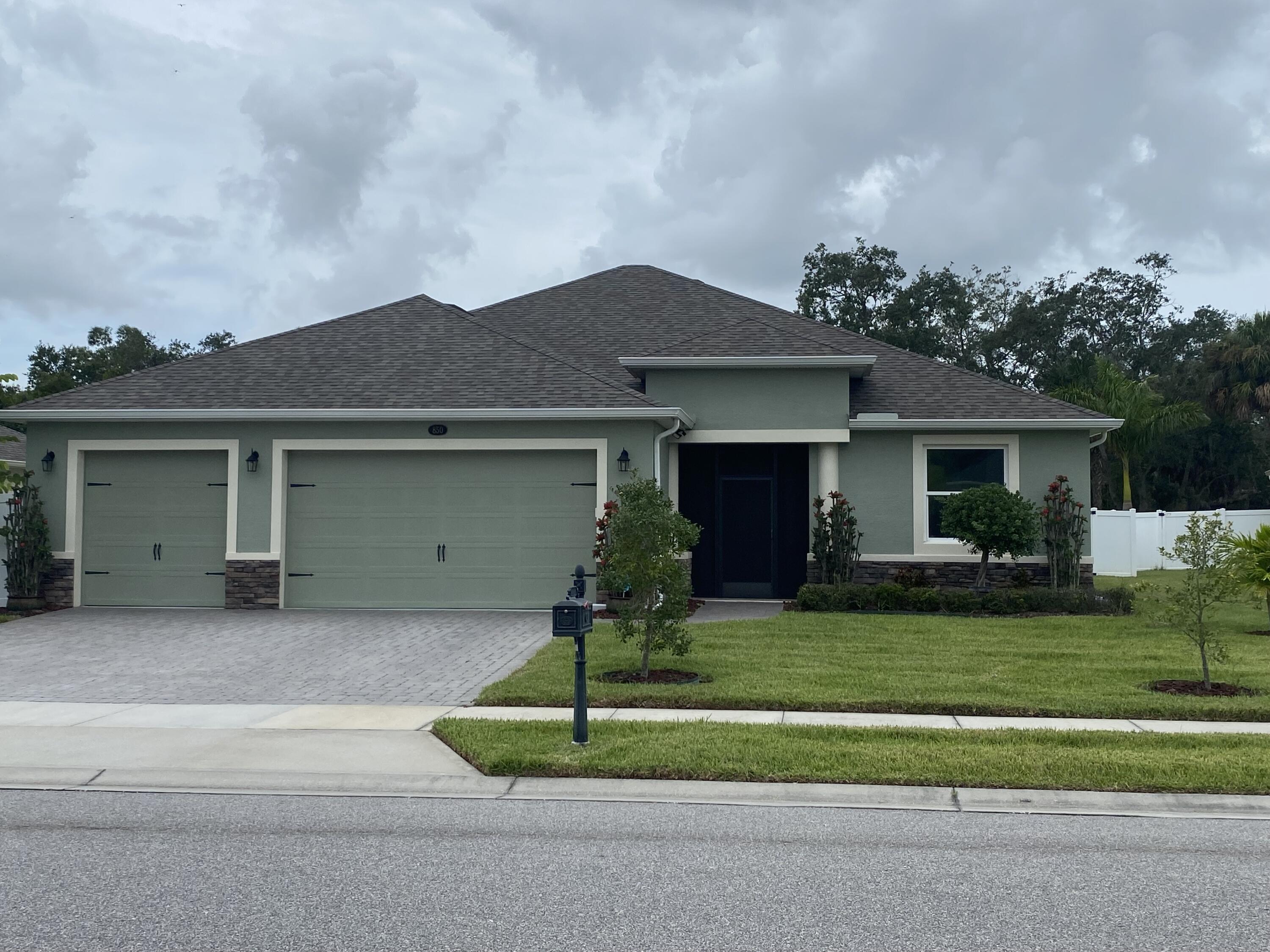 850 Hawks Ridge Court Northeast Palm Bay, FL 32905 - Photo 1 of 1 IMG_3847
