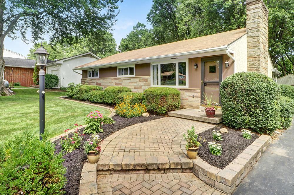 3220 Minerva Lake Road Columbus, OH 43231 - Photo 3 of 22 Gallery Image 3