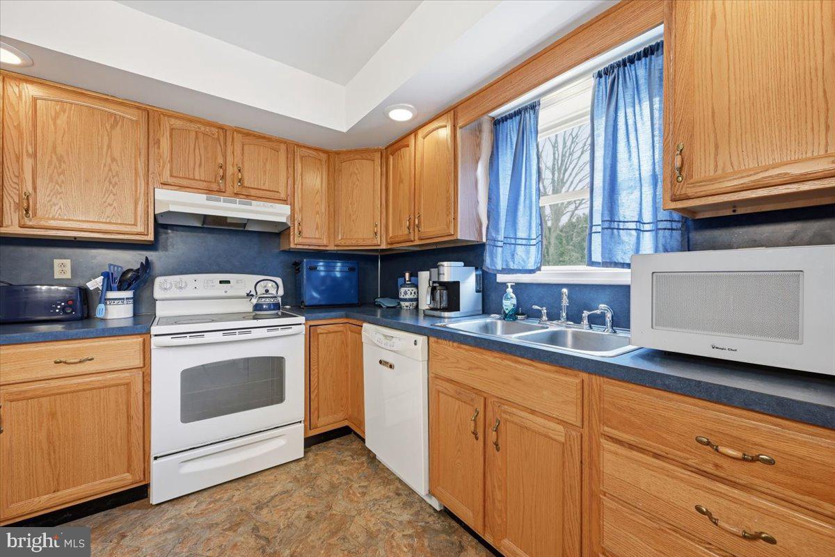 30 Freedom Street Hazleton, PA 18202 - Photo 17 of 84 Bright and inviting kitchen space.
