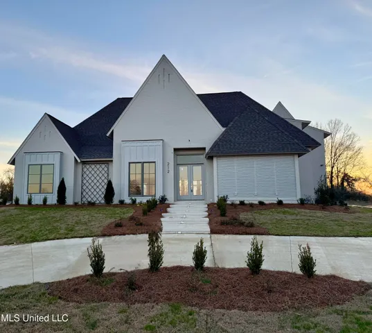 $1,030,000 | 212 Welchshire Drive, Madison, MS 39110