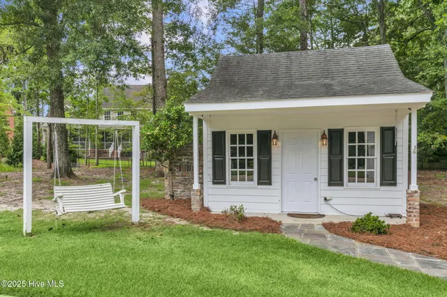 $712,500 | 2811 Deerfield Lane, Wilson, NC 27896