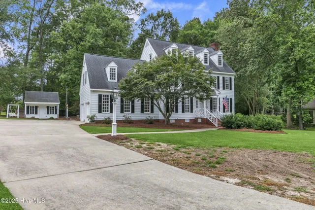 $712,500 | 2811 Deerfield Lane, Wilson, NC 27896