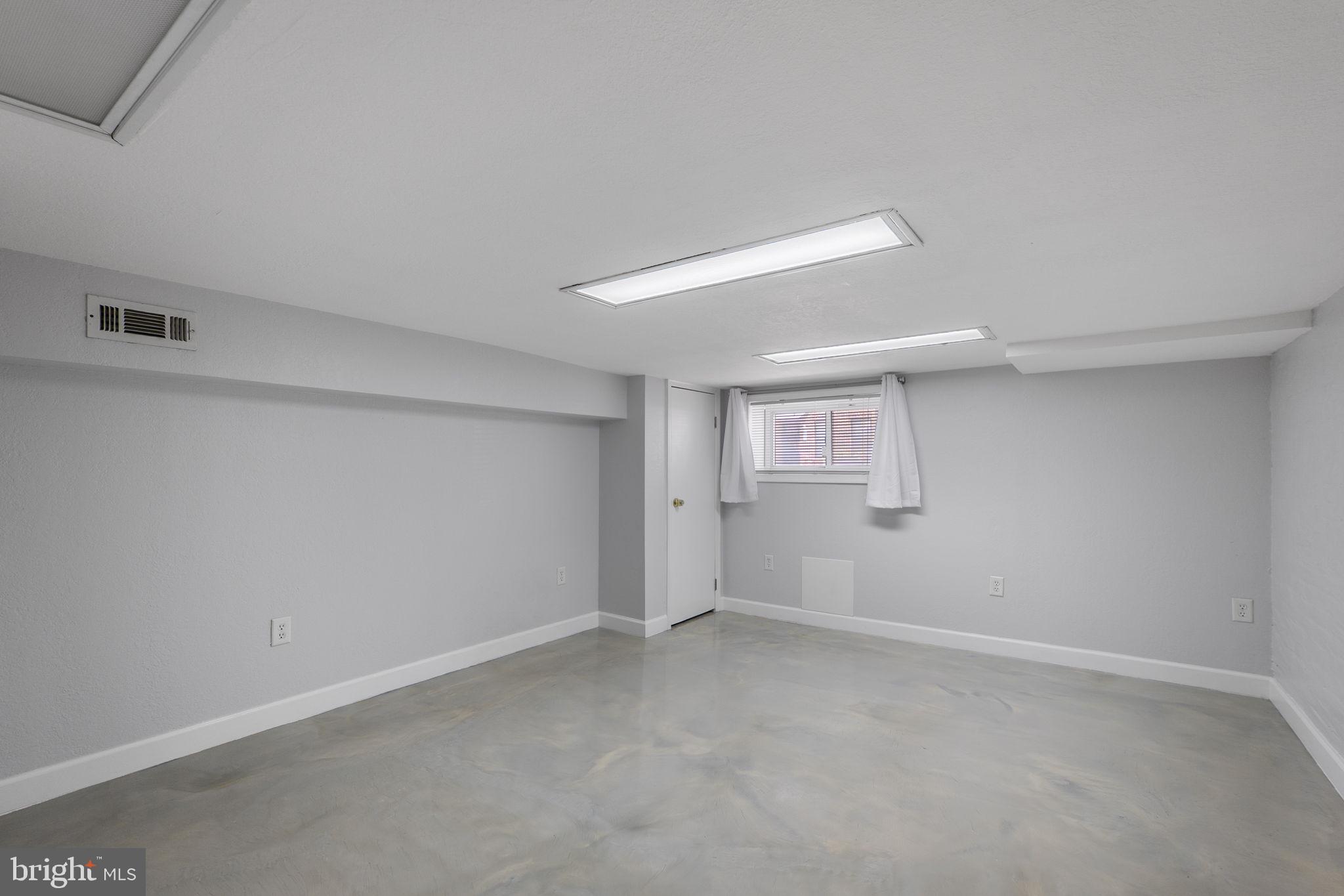 902 Grundy Street Baltimore, MD 21224 - Photo 19 of 37