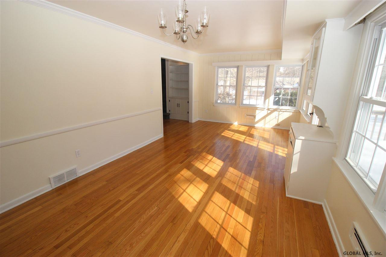 2378 Cayuga Road Niskayuna, NY 12309 - Photo 13 of 30 Photo 13