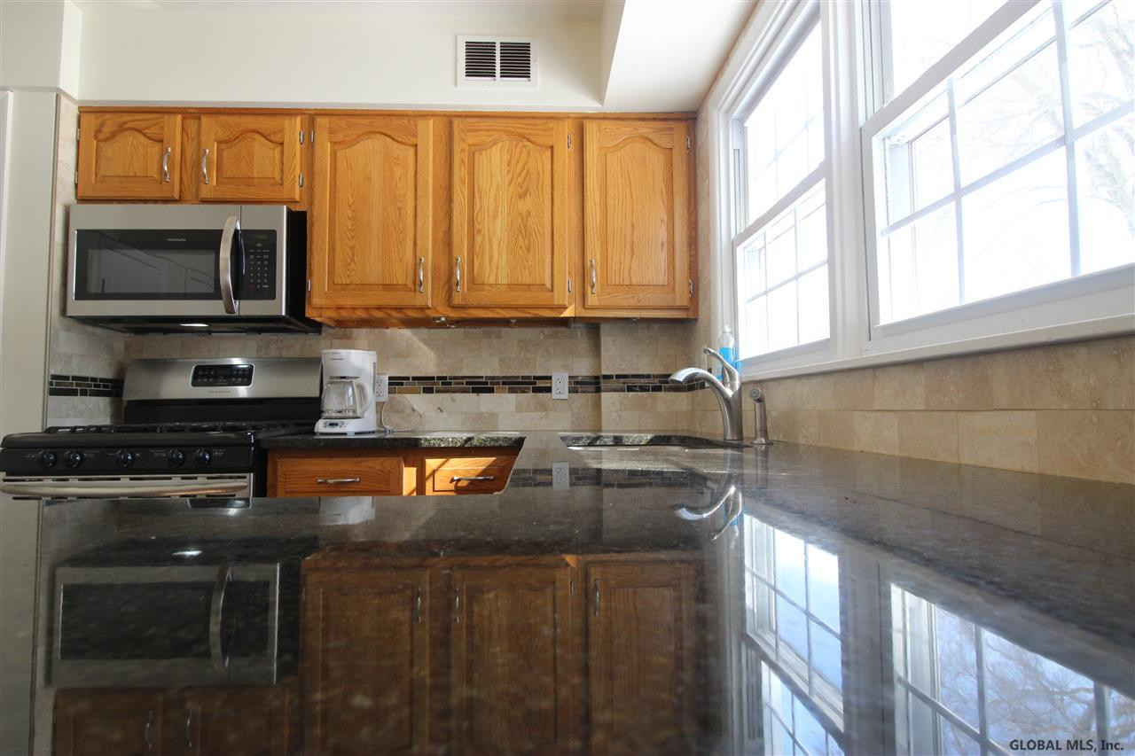 2378 Cayuga Road Niskayuna, NY 12309 - Photo 16 of 30 Photo 16